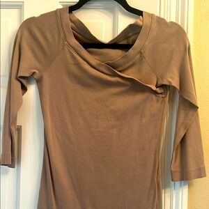 Three Dots Brown Asymmetrical 3/4 Sleeve Blouse